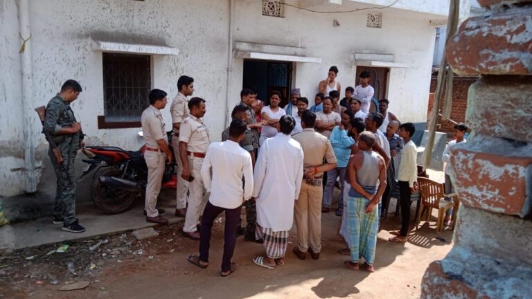 रामगढ़: बकरीद पर्व को लेकर अनुमंडल पुलिस पदाधिकारी का बरकाकाना ओपी क्षेत्र मे भ्रमण<br>