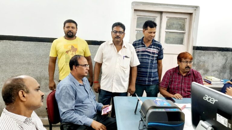 रामगढ़: ICRKU प्रतिनिधियों द्वारा रेल अस्पताल का निरीक्षण