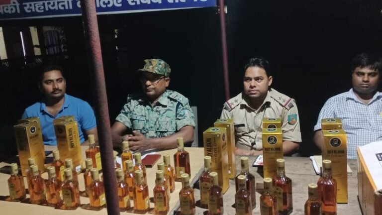 गिरिडीह: जमुआ पुलिस को मिली बड़ी कामयाबी 16 पेंटी अवैध अंग्रेजी शराब पकड़ा ।